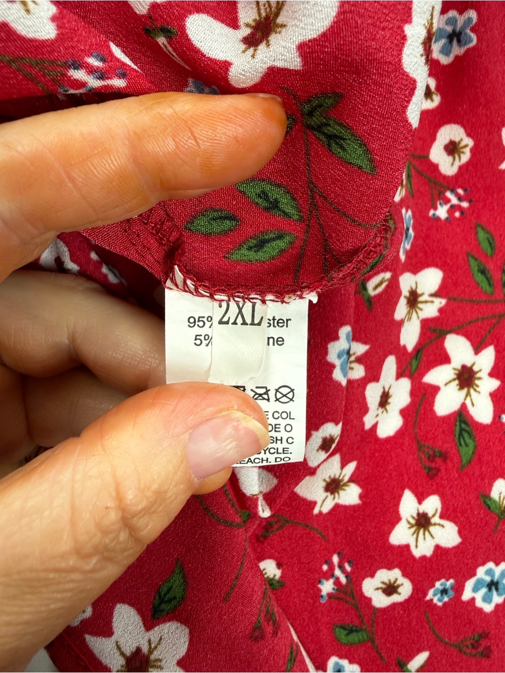 Temu Red Floral Midi Sundress with Adjustable Straps - Picture 3 of 4